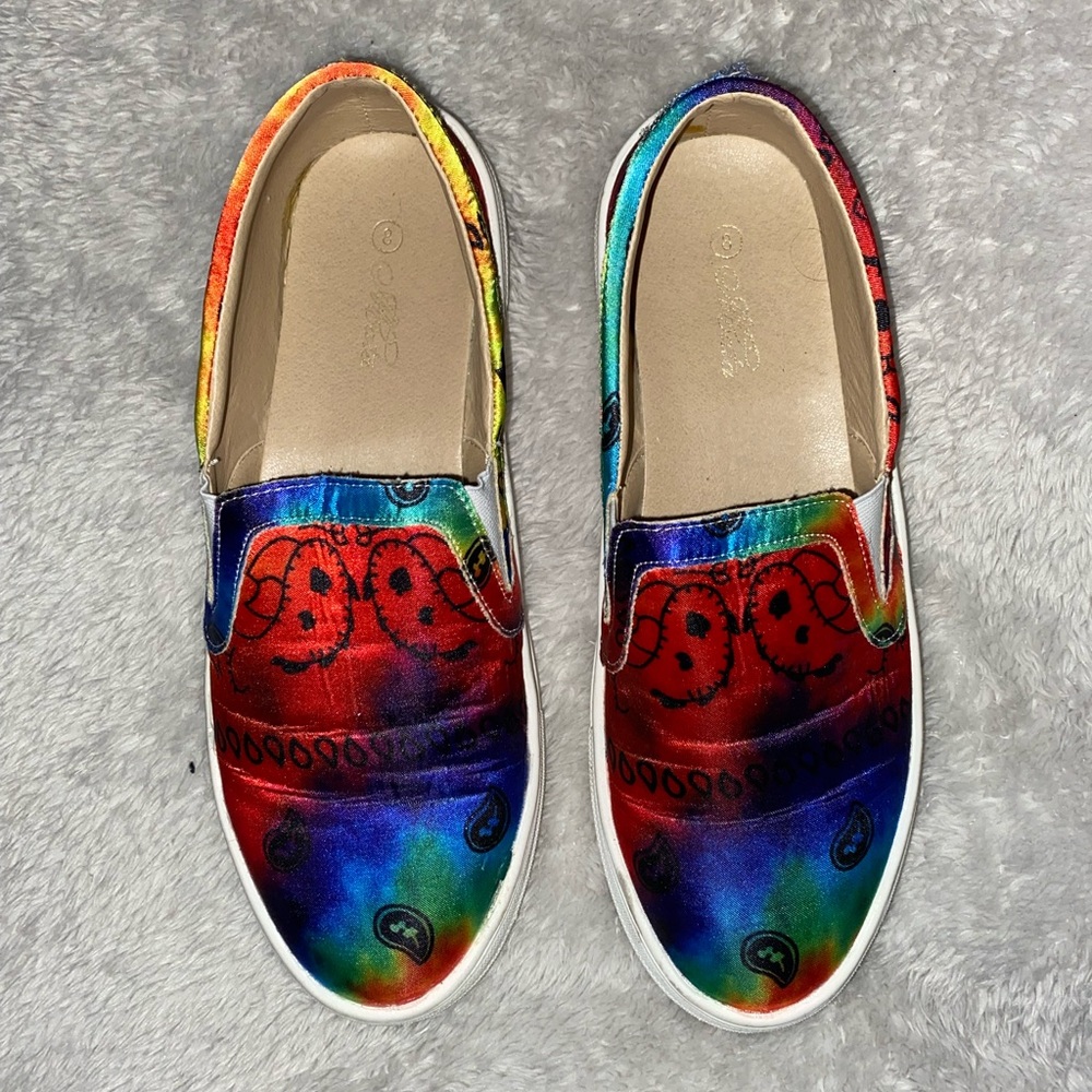 Rainbow bandana slip on